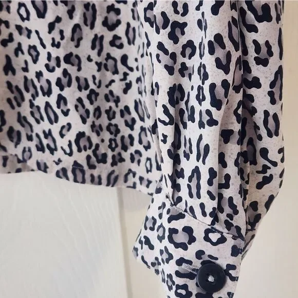 Vtg Dana Bachman 10 100%Silk ButtonDown LeopardPrint Lngslv Career Women Blouse - Picture 9 of 12